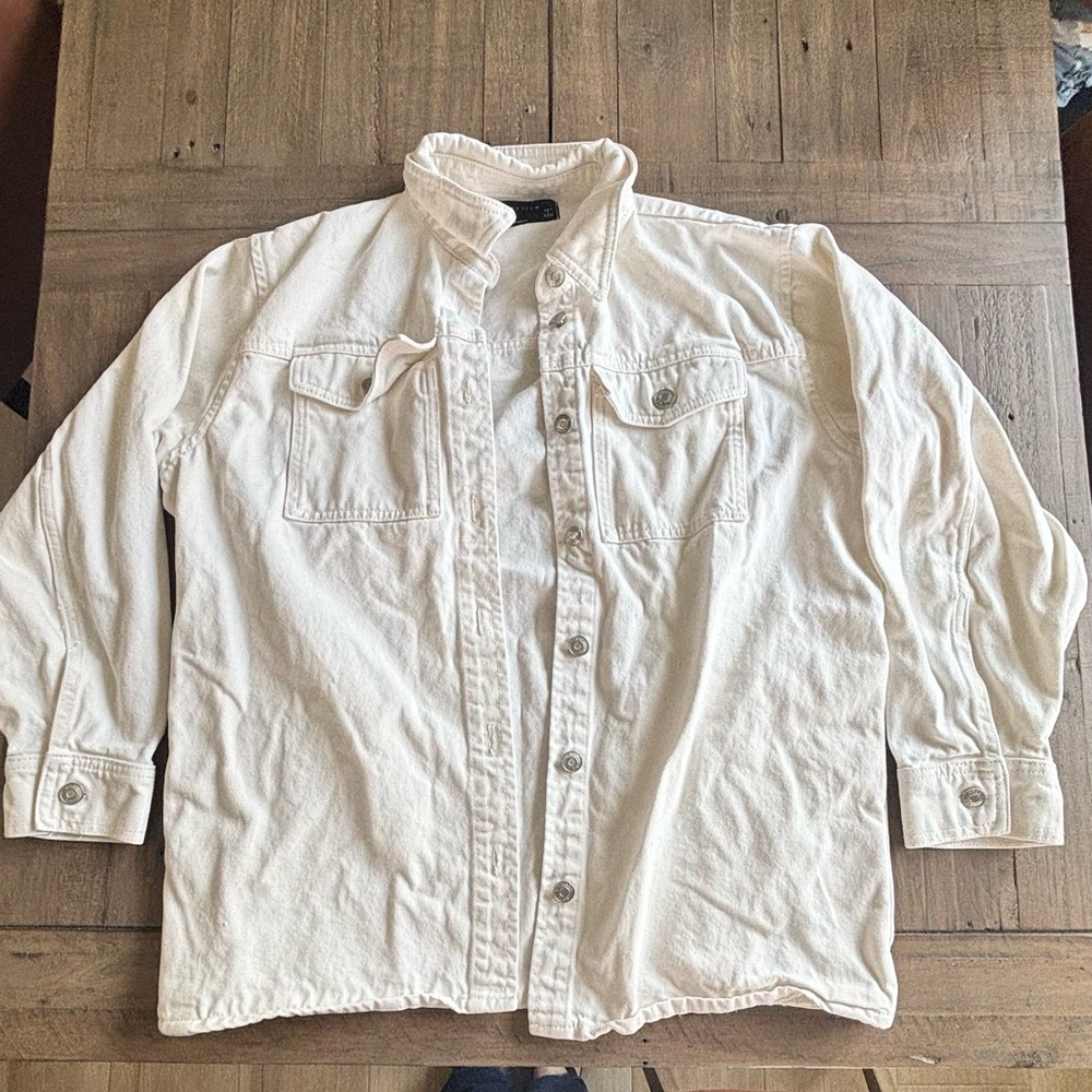 Long sleeve button down denim jacket